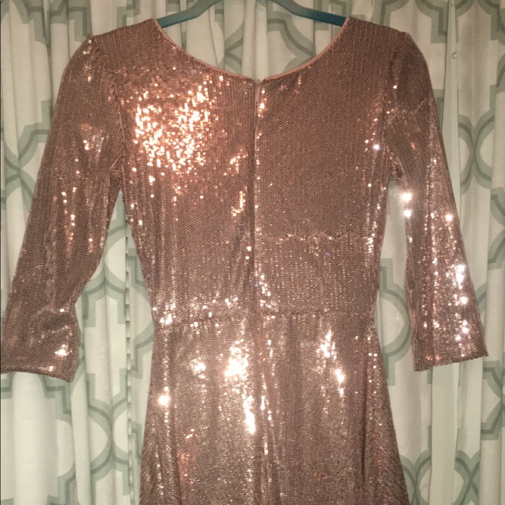 Dress - Picture 3 of 3
